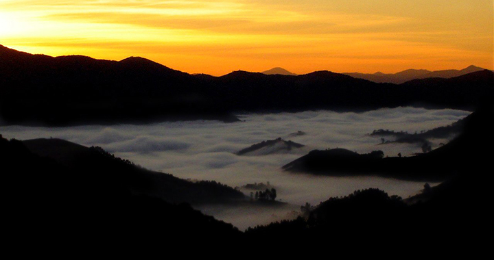 龙庆峡门票，探秘京郊山水画卷——龙庆峡景区门票全解析（通用2篇）(图2)